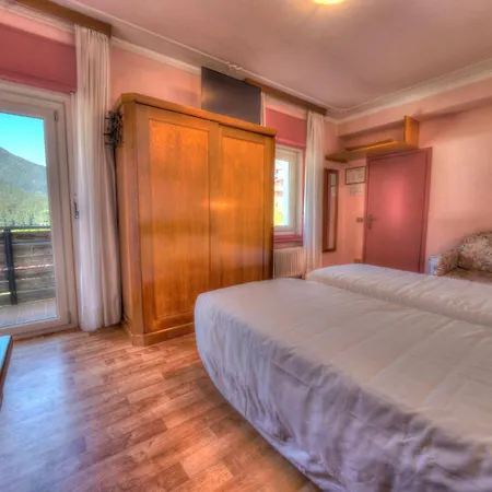 Panoramic 3*