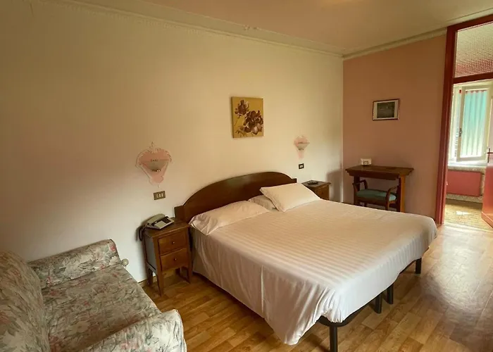 Panoramic 3* أورونزو دي كادوري